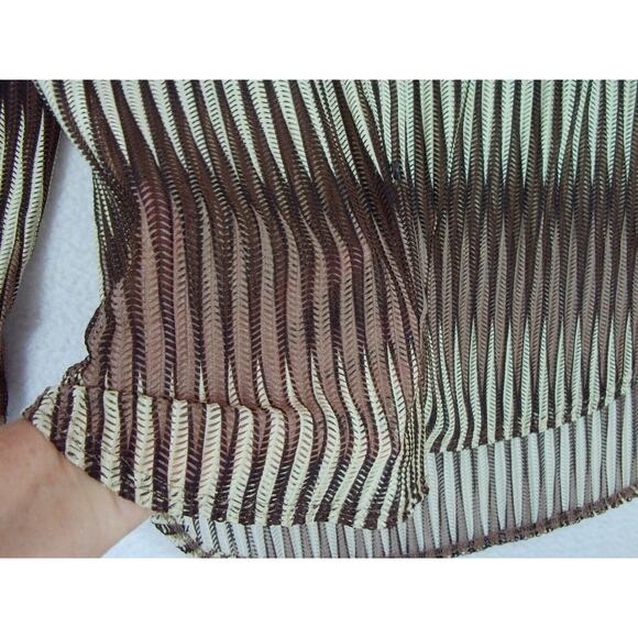 ACOA Women’s Lightweight Multi Color Button Down Shirt Size Small - Picture 6 of 11